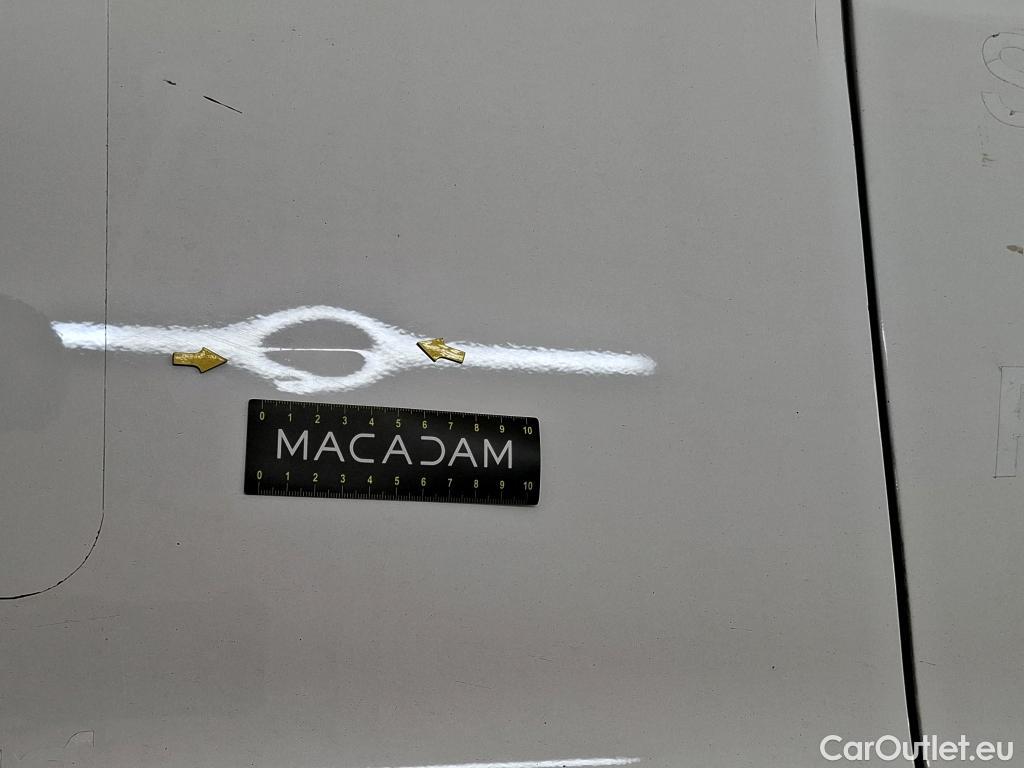  Toyota  Yaris TOYOTA  Hybride / 2019 / 5P / Berline Hybride 116h France Business Stage Acad #2