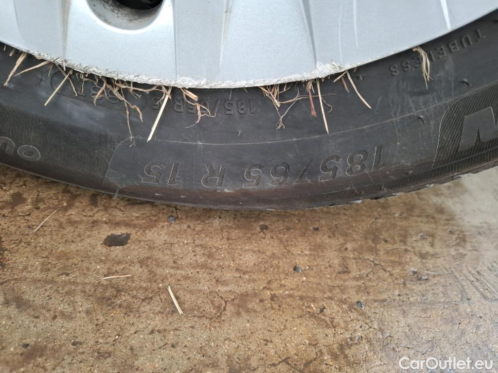  Toyota  Yaris TOYOTA  Hybride / 2019 / 5P / Berline Hybride 116h France Business Stage Acad #9