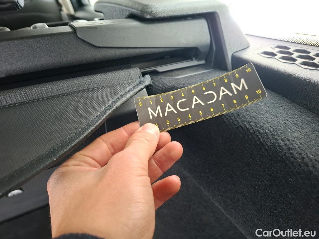  Bmw  Serie 3 BMW Série 3 Touring / 2022 / 5P / Break 318i 156ch Business Design BVA8 #4