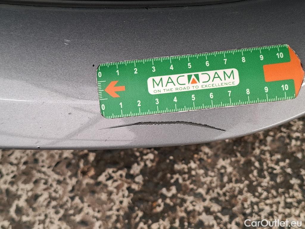  Bmw  Serie 1 BMW Série 1 / 2019 / 5P / Berline 116i DKG7 Business Design #13