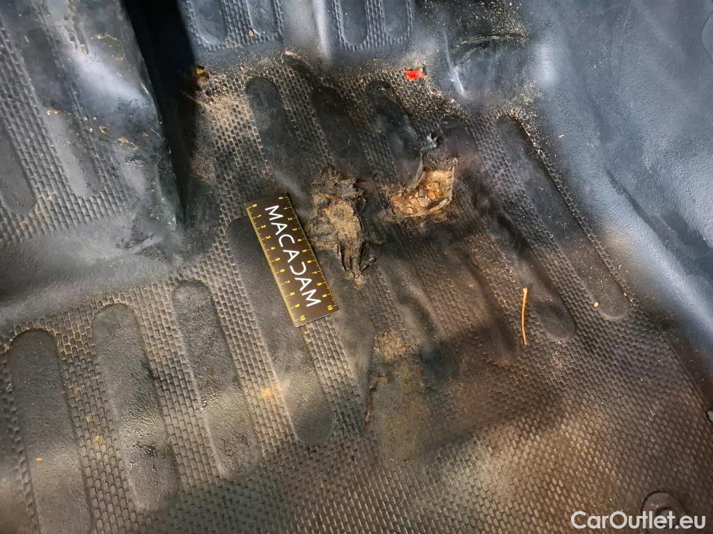  Renault  EXPRESS RENAULT  / 2021 / 4P / Fourgonnette Confort - Blue dCi 95-22 #3