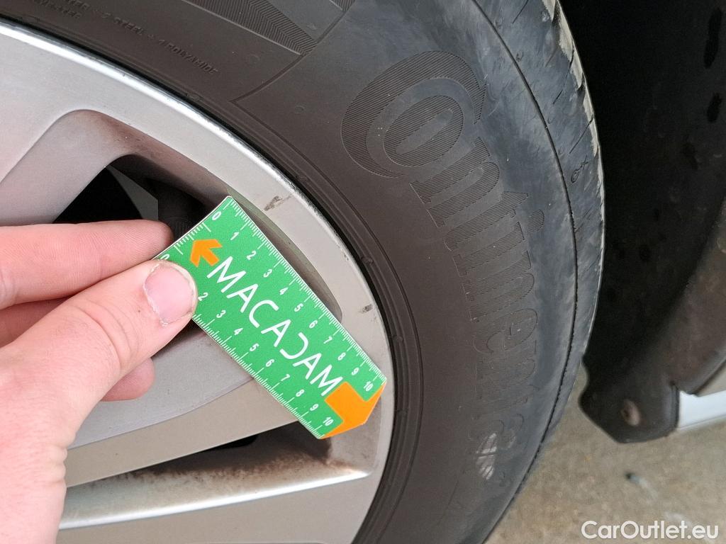  Volkswagen  Golf  Sportsvan VII Comfortline 1.0 TSI 110CV BVM6 E6 #38