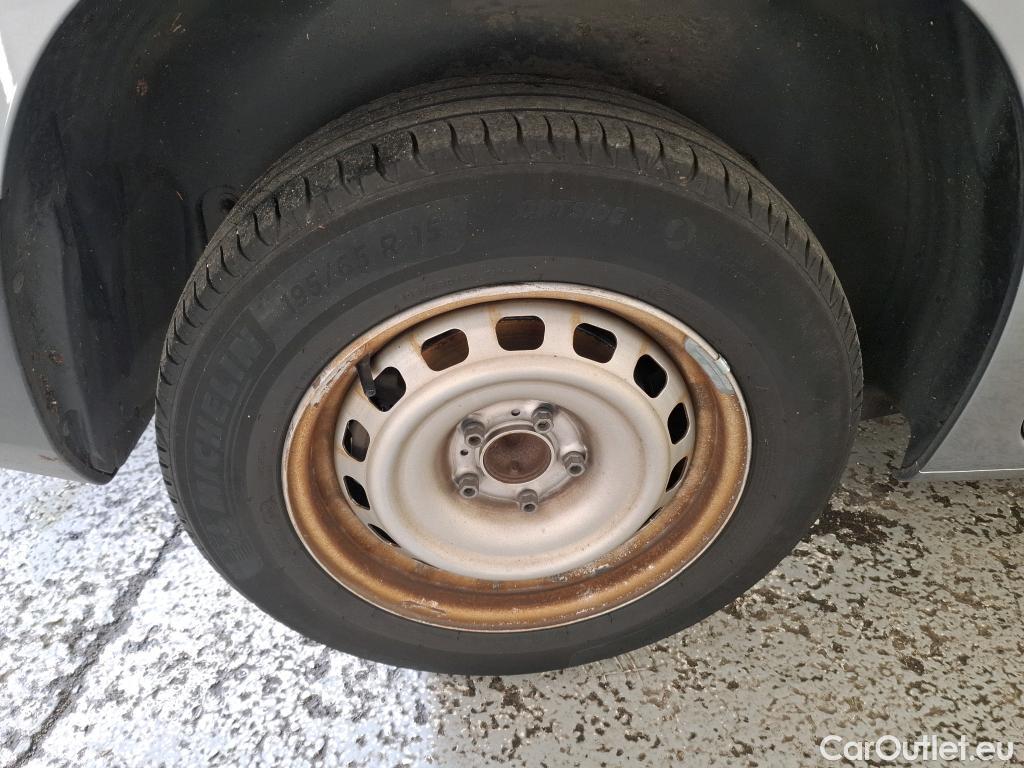  Citroen  Berlingo  Fourgon Club M 650 1.2 PureTech 110CV BVM6 E6d #22