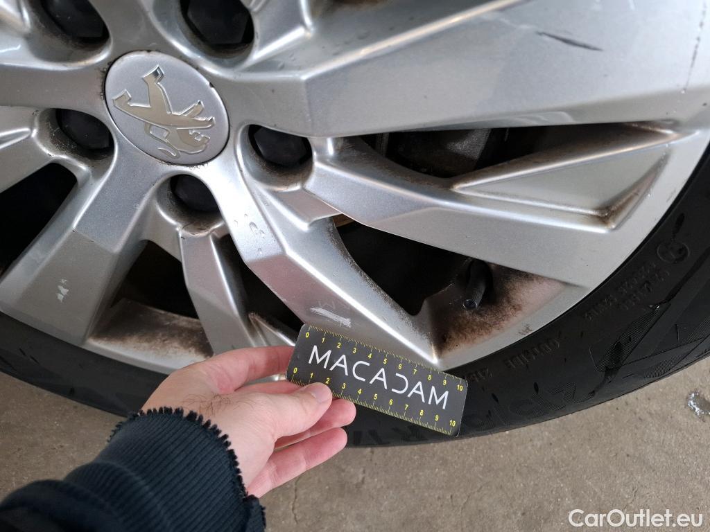  Peugeot  5008  Active Business 1.2 PureTech 130CV BVM6 E6 #17