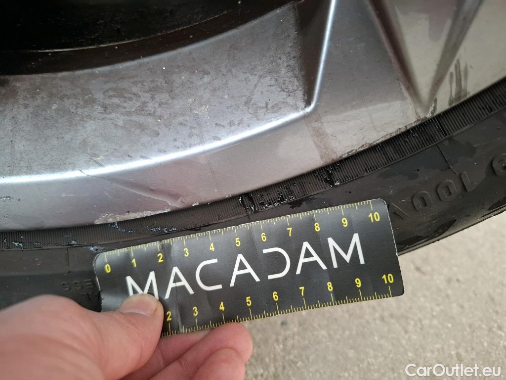  Volkswagen  Tiguan VOLKSWAGEN  / 2020 / 5P / SUV 1.4 eHybrid 245 DSG6 R-Line #6