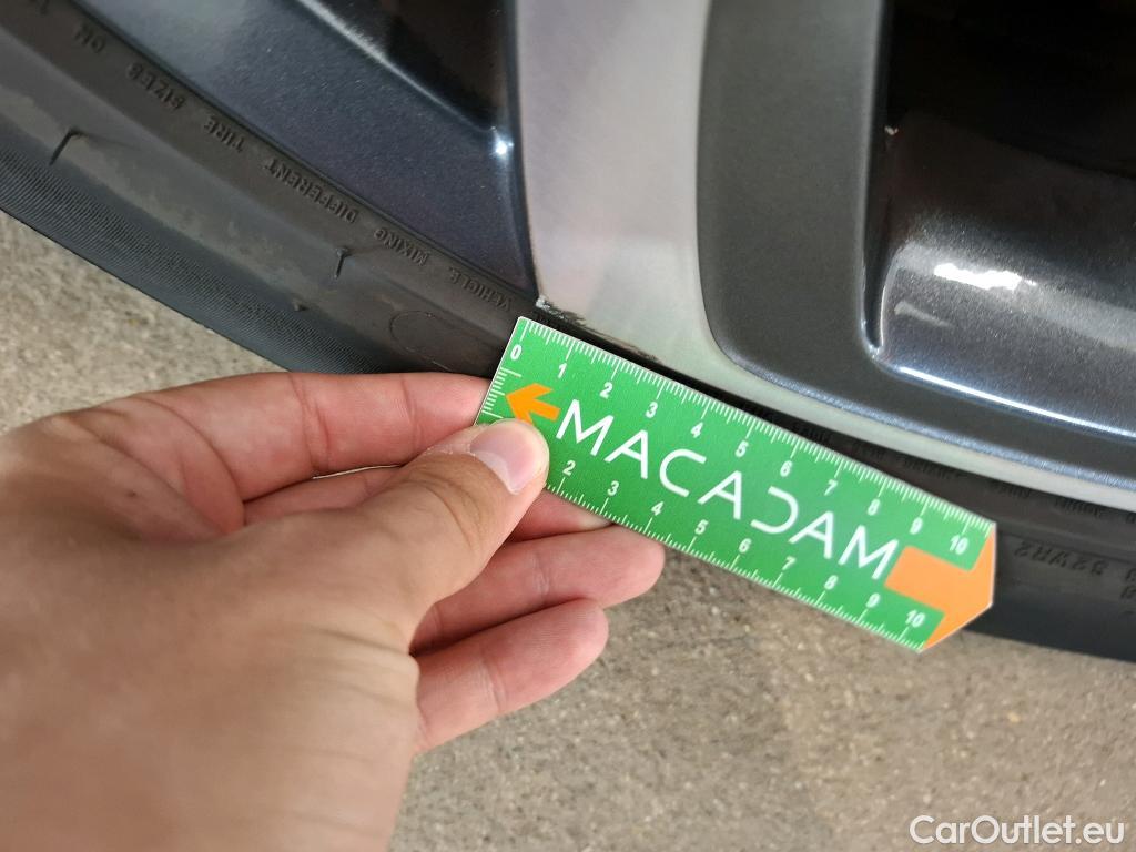  Renault  Captur  II Intens 1.6 E-TECH Plug-in 160CV BVA6 E6d #33