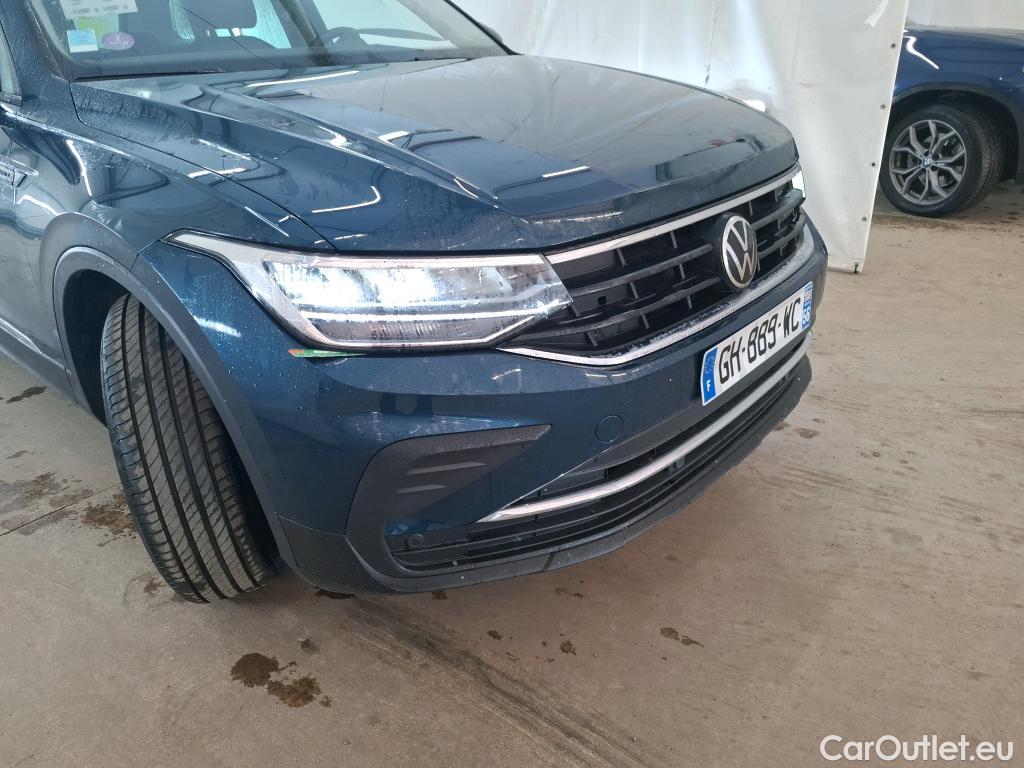  Volkswagen  Tiguan VOLKSWAGEN  / 2020 / 5P / SUV 1.4 eHybrid 245 DSG6 Life Business #5