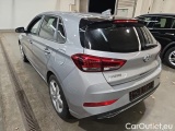 i30
