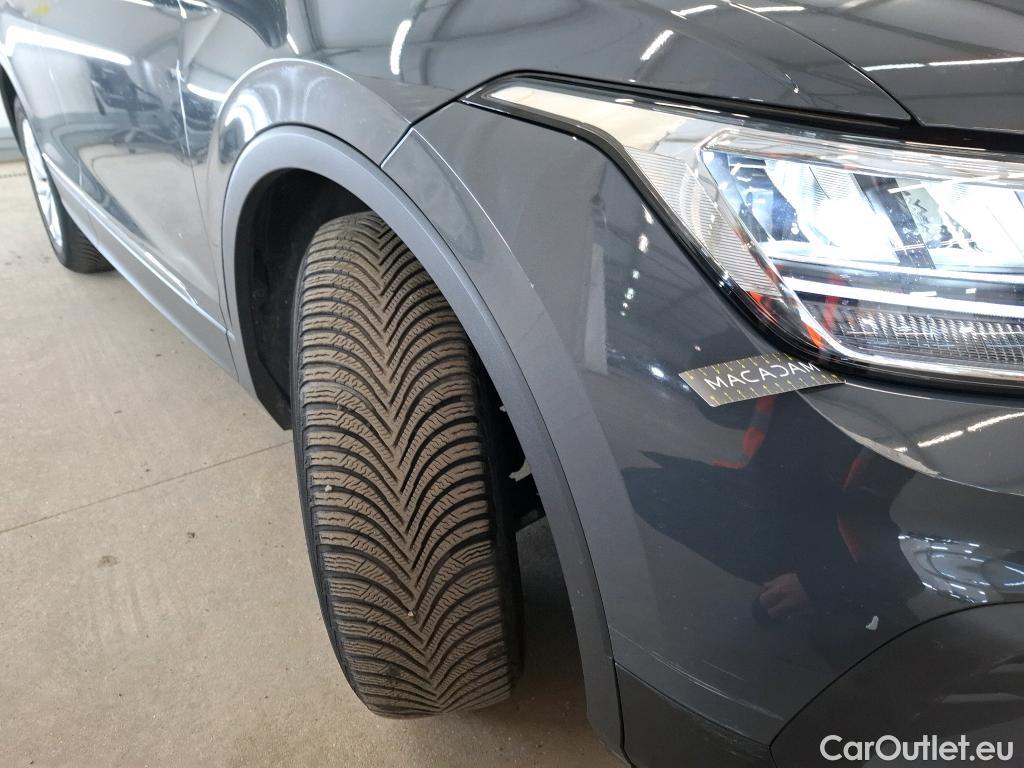  Volkswagen  Tiguan VOLKSWAGEN  / 2020 / 5P / SUV 2.0 TDI 150 DSG7 Life Business #21