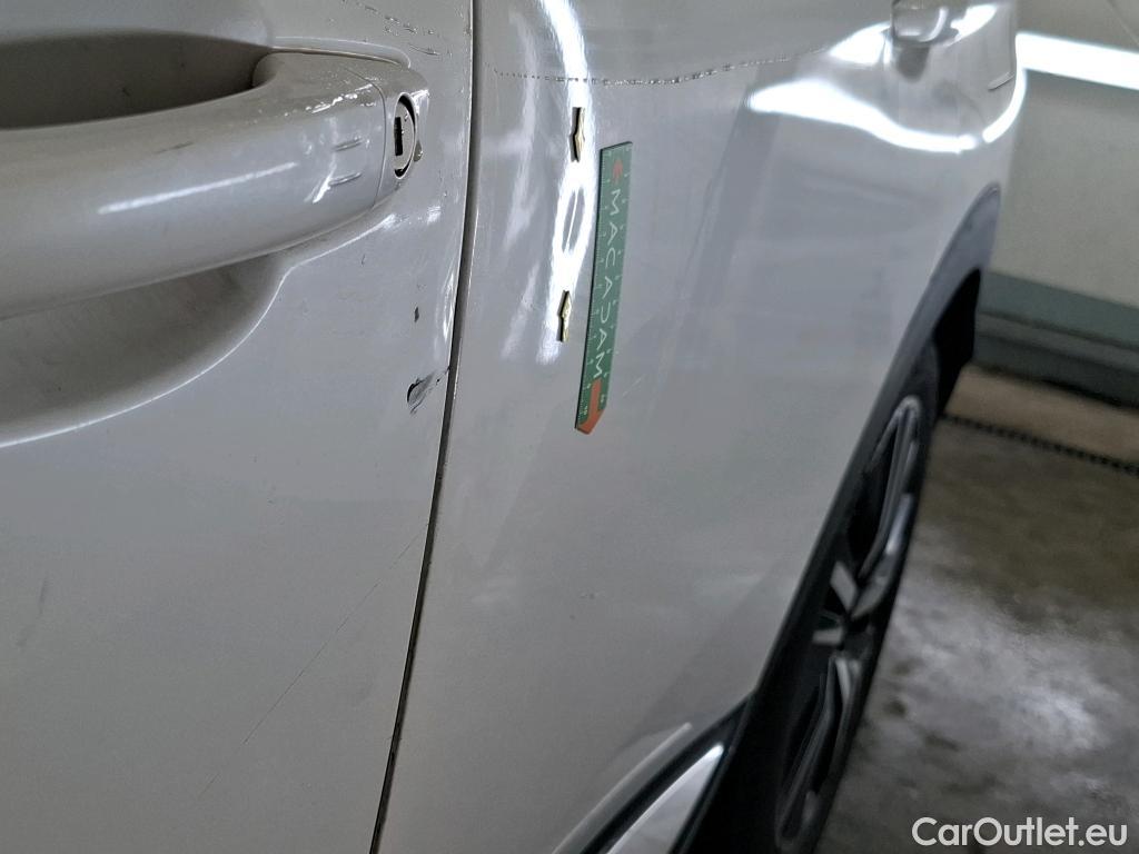  Peugeot  3008 PEUGEOT  / 2020 / 5P / SUV 1.6 HYBRID4 300 E-EAT8 GT Pack #4