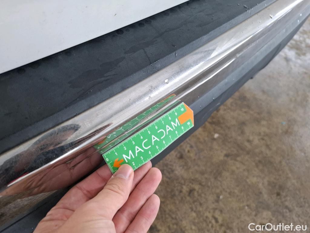  Peugeot  3008 PEUGEOT  / 2020 / 5P / SUV 1.6 HYBRID4 300 E-EAT8 GT Pack #6