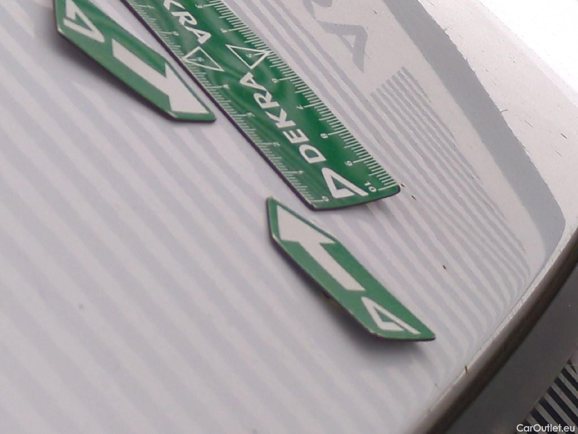  Renault  Master RENAULT  / 2019 / 4P / Fourgon tôlé CA Tr GCF F3500 L2H2 Energy dCi 180 #16