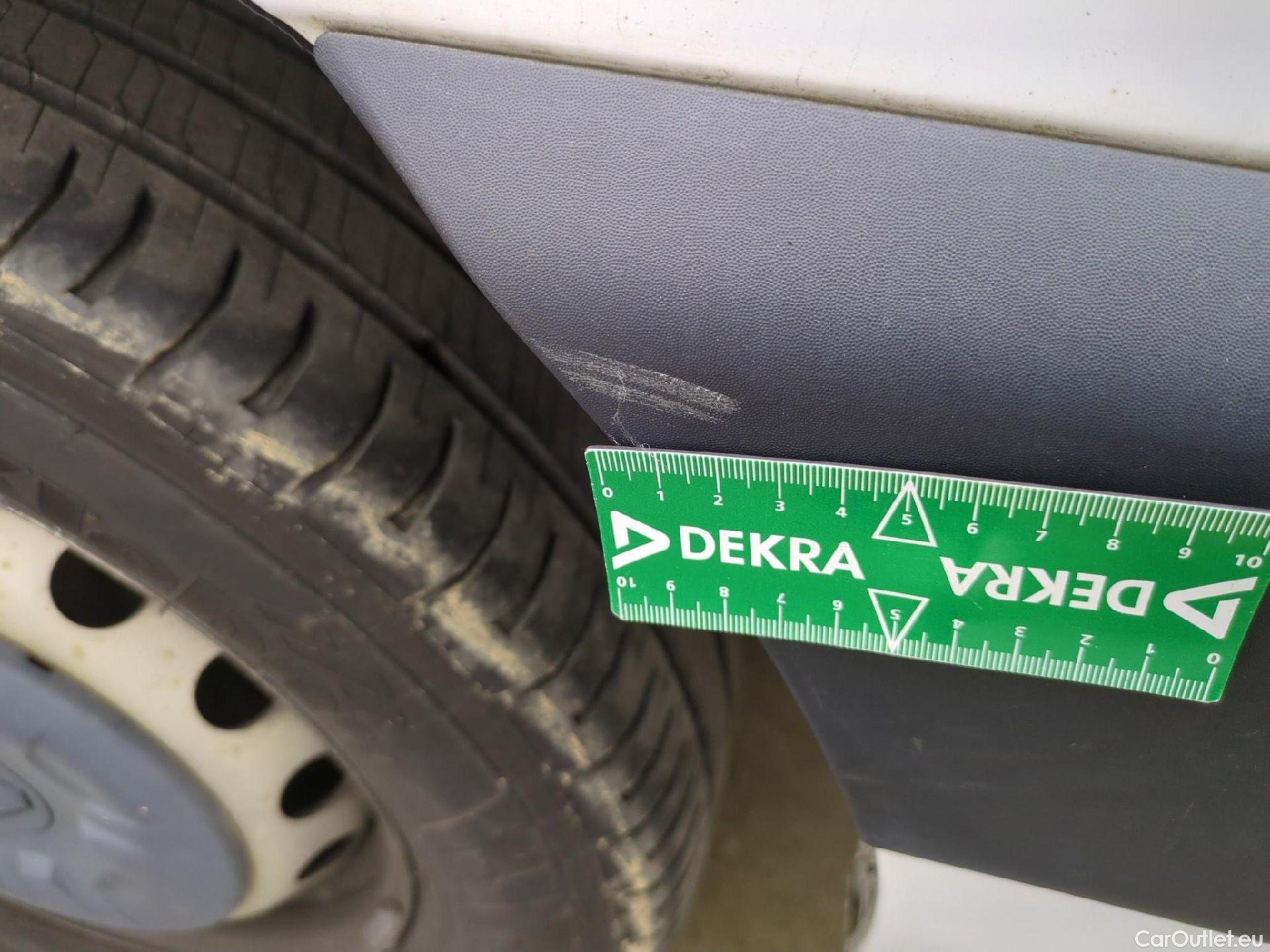  Renault  Master RENAULT  / 2019 / 4P / Fourgon tôlé CA Tr GCF F3500 L2H2 Energy dCi 180 #9