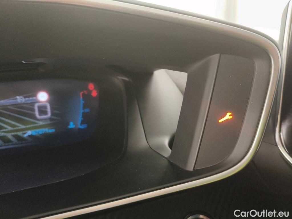  Peugeot  2008  Allure Business 1.2 PureTech 100CV BVM6 E6d #1