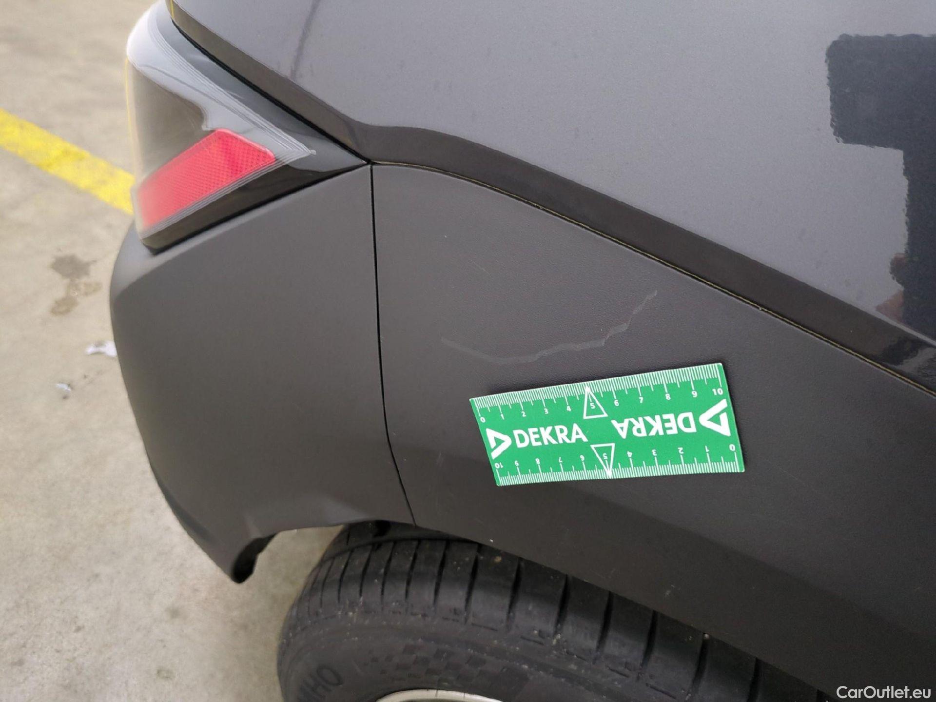  Hyundai  Konna Kona Business Hybrid 2WD 1.6 GDI 140CV BVA6 E6d #4