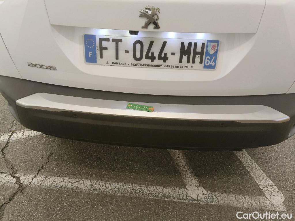  Peugeot  2008  Allure Business 1.2 PureTech 100CV BVM6 E6d #17