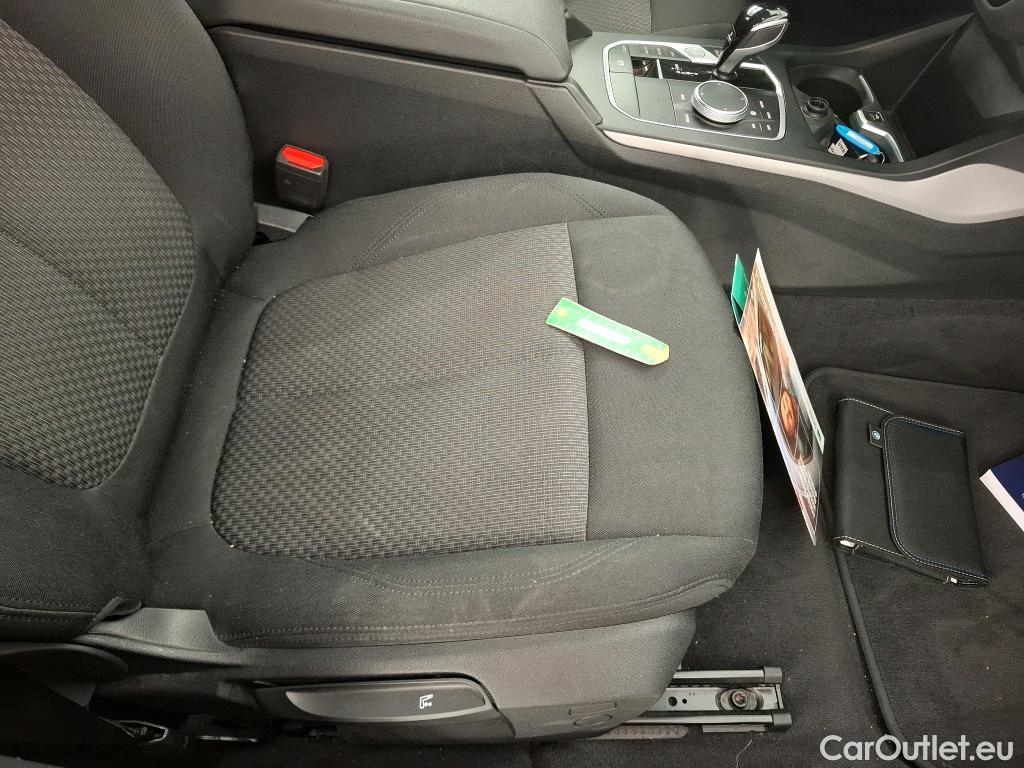  Bmw  Serie 1 BMW Série 1 / 2019 / 5P / Berline 116i DKG7 Business Design #3