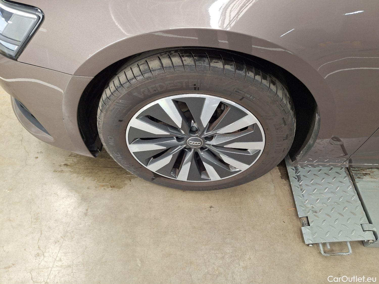  Audi  A6 Audi,  Avant '18, Audi  Avant Business Edition 30 TDI S tronic 5d #50