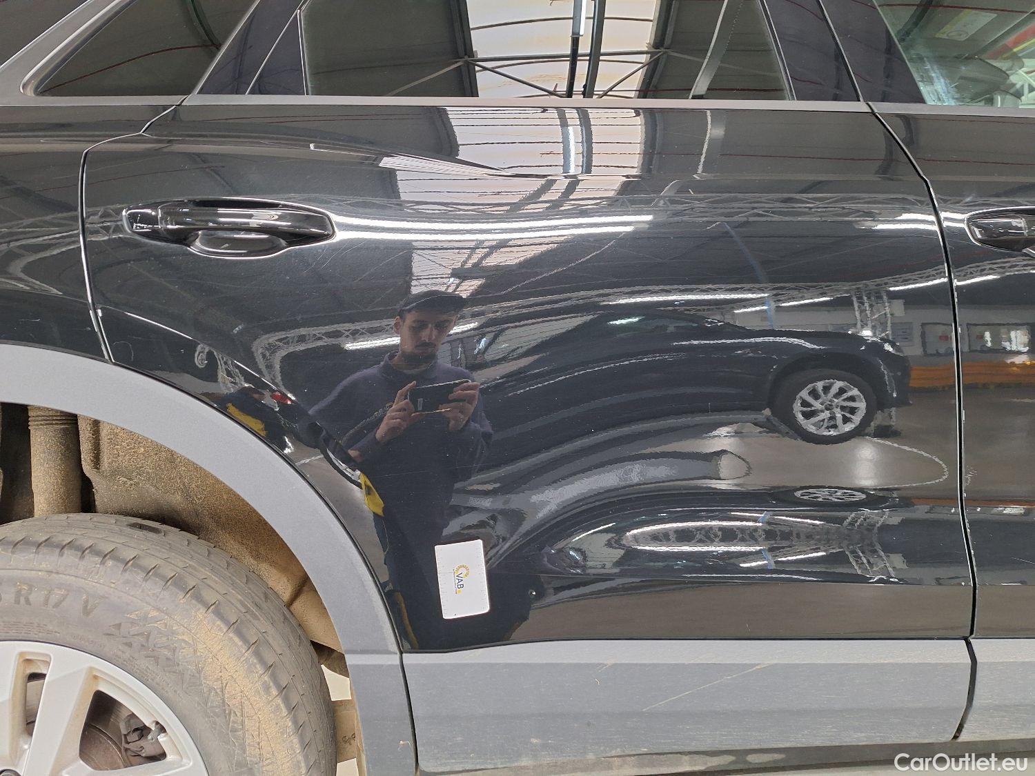  Audi  Q3 Audi,  '18, Audi  35 TDI S Tronic Bus. Ed. Attraction 5d #9