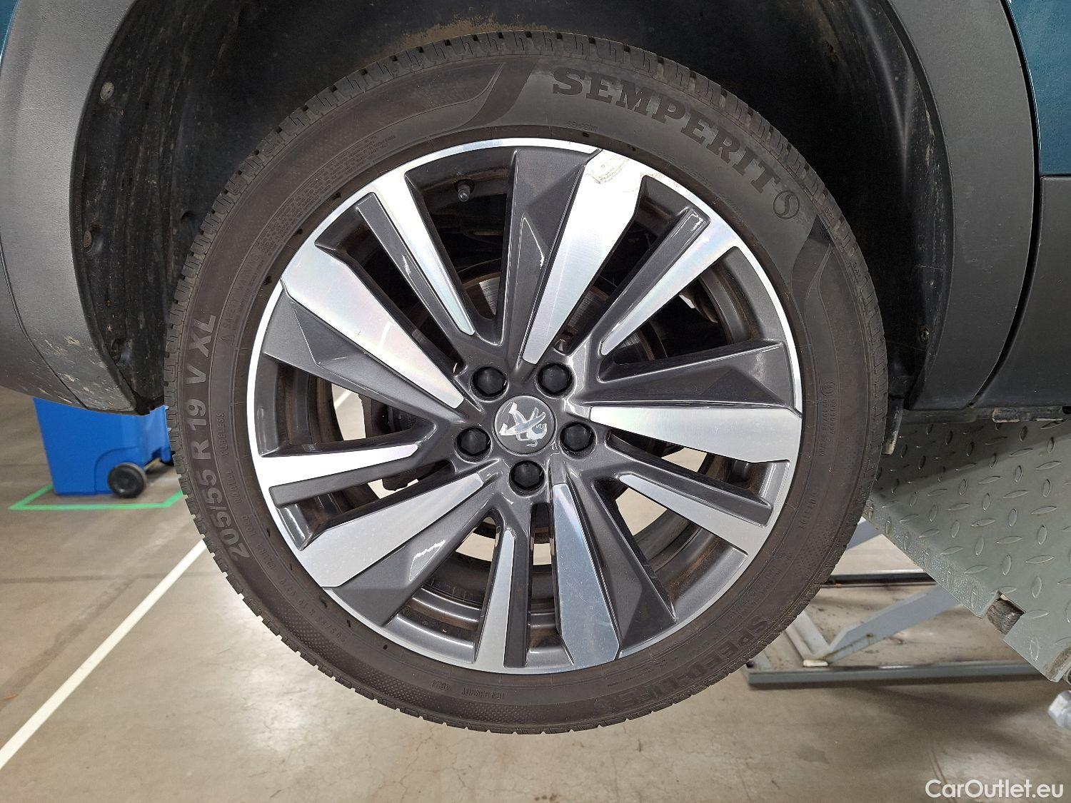  Peugeot  5008 Peugeot,  '16, Peugeot  1.5 BlueHDi 96kW S&S EAT8 GT Line 5d 7pl #3