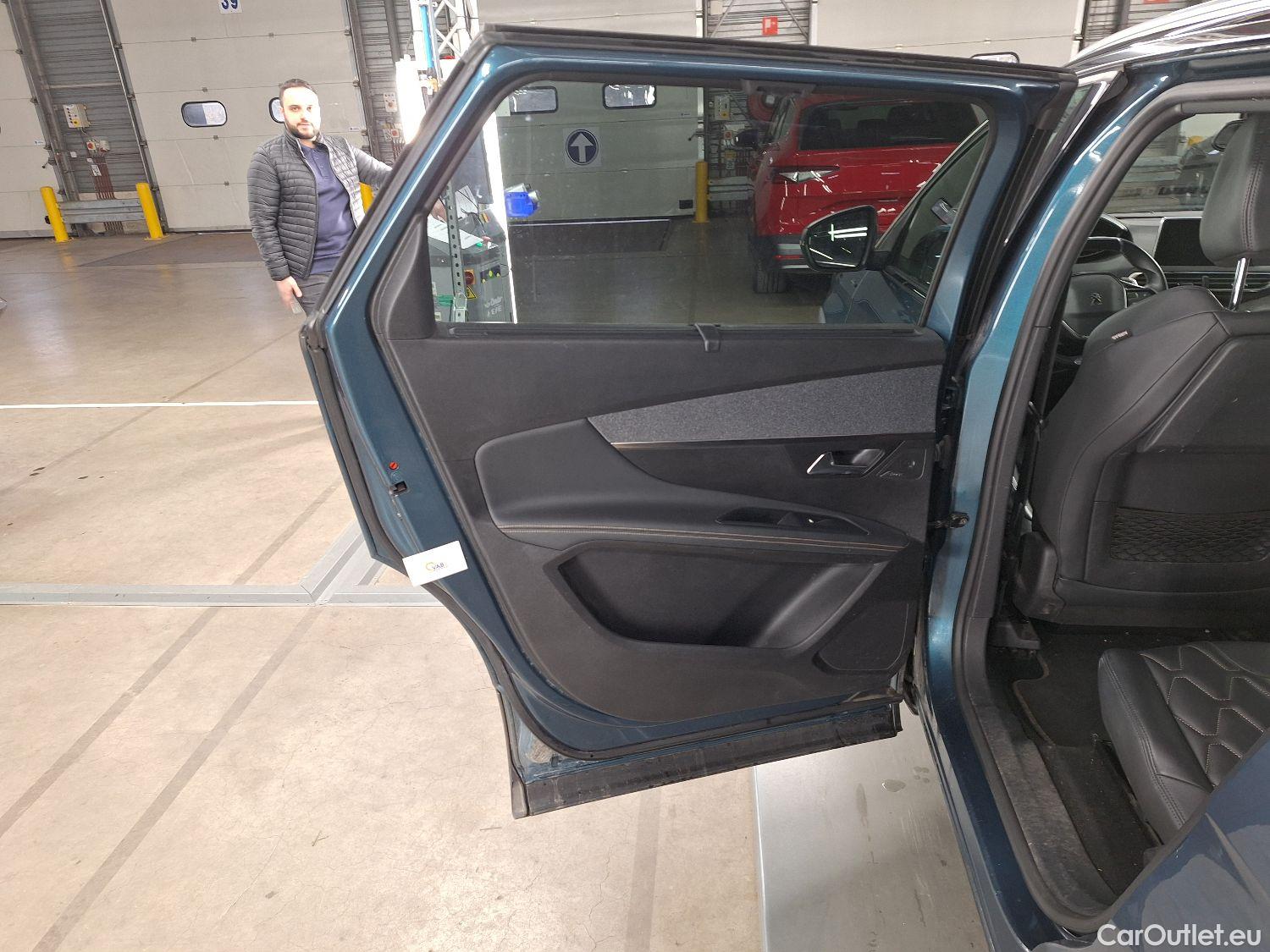  Peugeot  5008 Peugeot,  '16, Peugeot  1.5 BlueHDi 96kW S&S EAT8 GT Line 5d 7pl #19