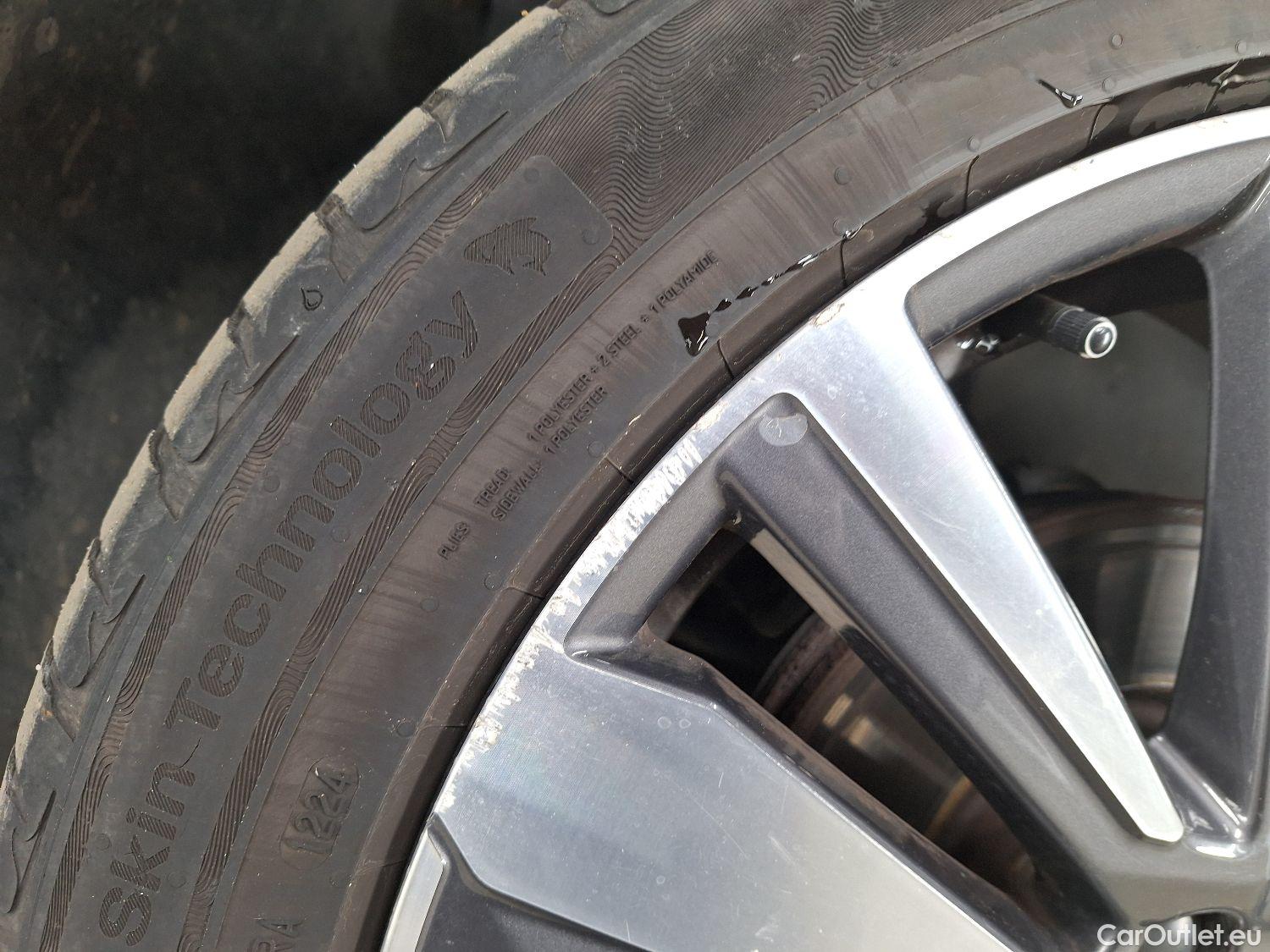  Peugeot  5008 Peugeot,  '16, Peugeot  1.5 BlueHDi 96kW S&S EAT8 GT Line 5d 7pl #2