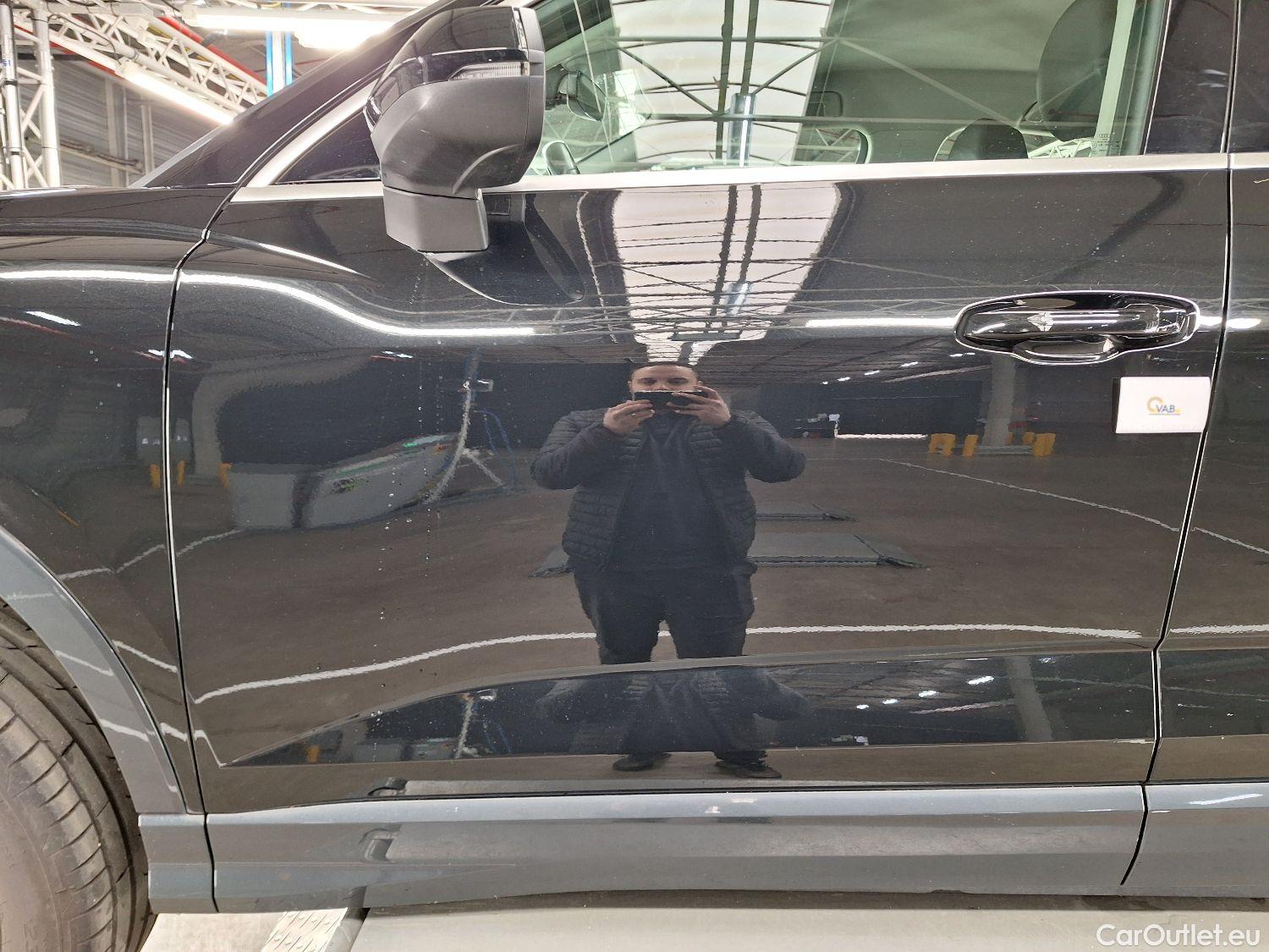  Audi  Q3 Audi,  SB '19, Audi  Sportback 35 TDI S tronic Bus. Ed. Attract #30