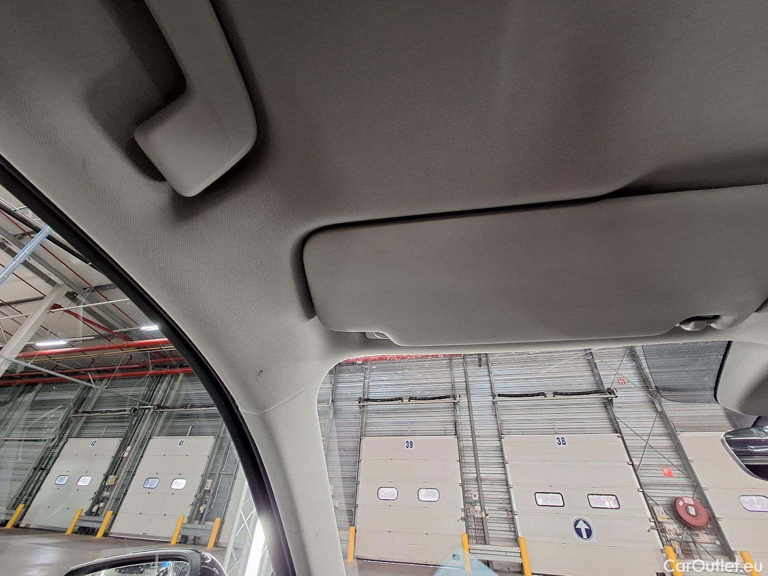  Audi  Q3 Audi,  SB '19, Audi  Sportback 35 TDI S tronic Bus. Ed. Attract #36