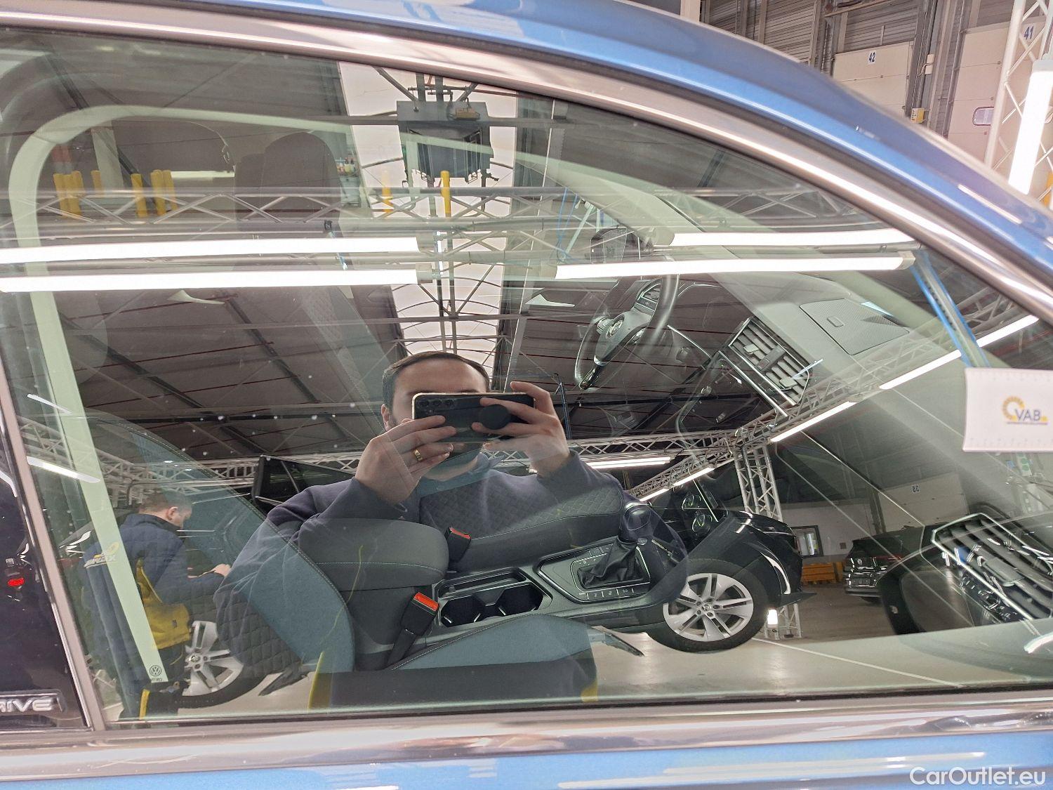  Volkswagen  Tiguan VW,  Allspace '17, Volkswagen  Allspace 1.5 TSI ACT DSG7 IQ.Dri 7pl #41