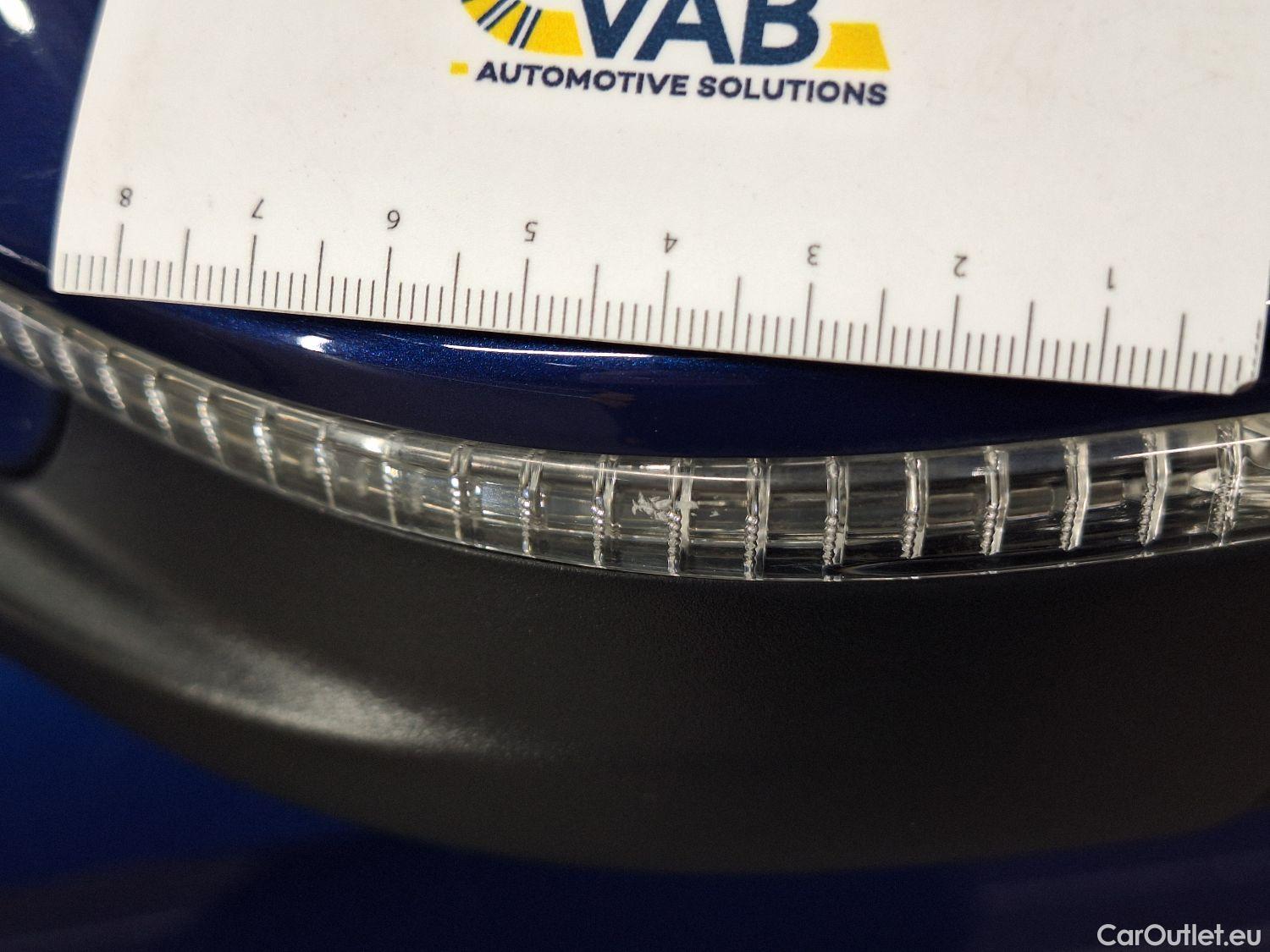  Volkswagen  ID.4 VW,  '20 BEV, Volkswagen  77 kWh - Business 5d #17