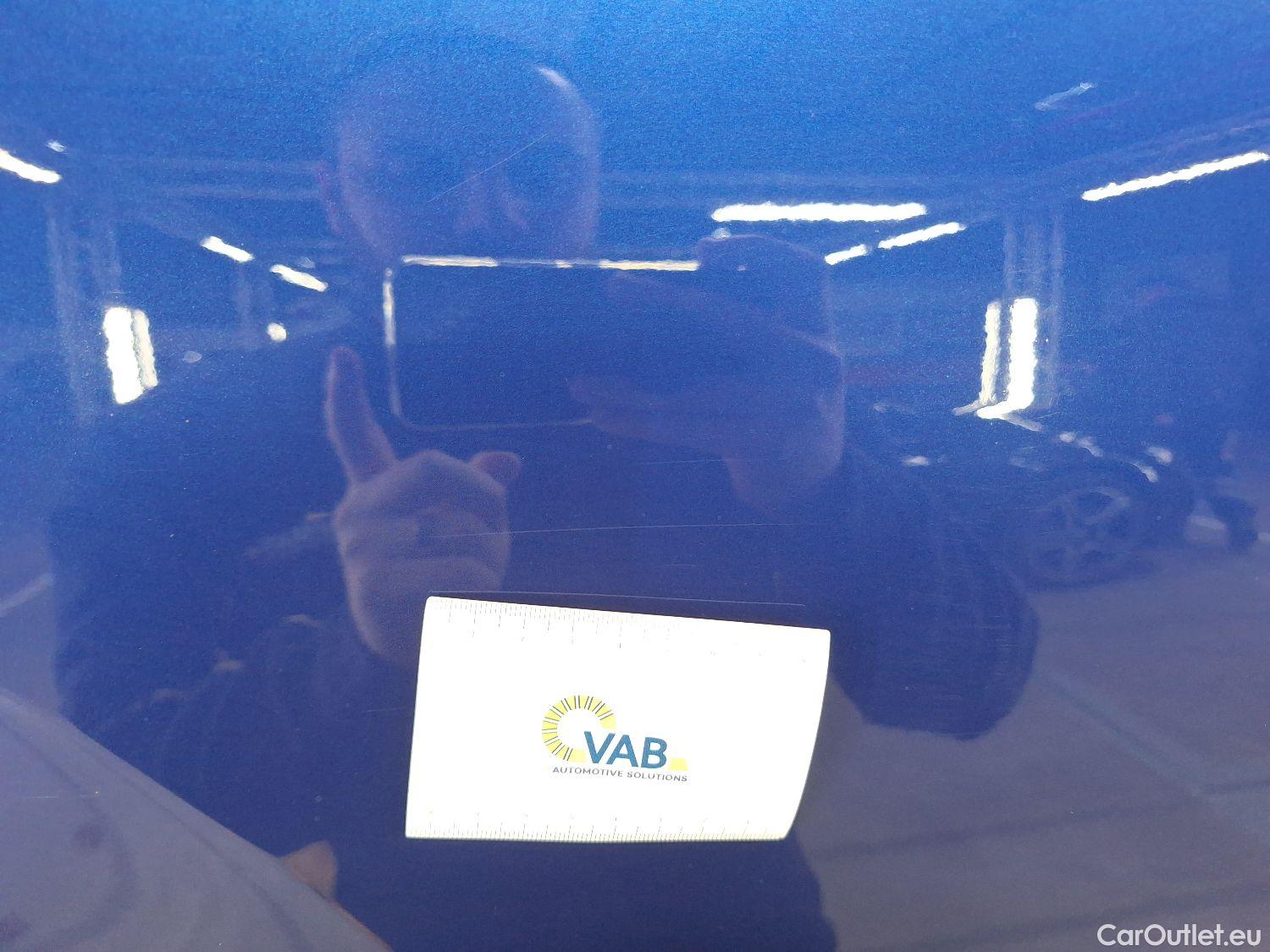  Volkswagen  ID.4 VW,  '20 BEV, Volkswagen  77 kWh - Business 5d #5