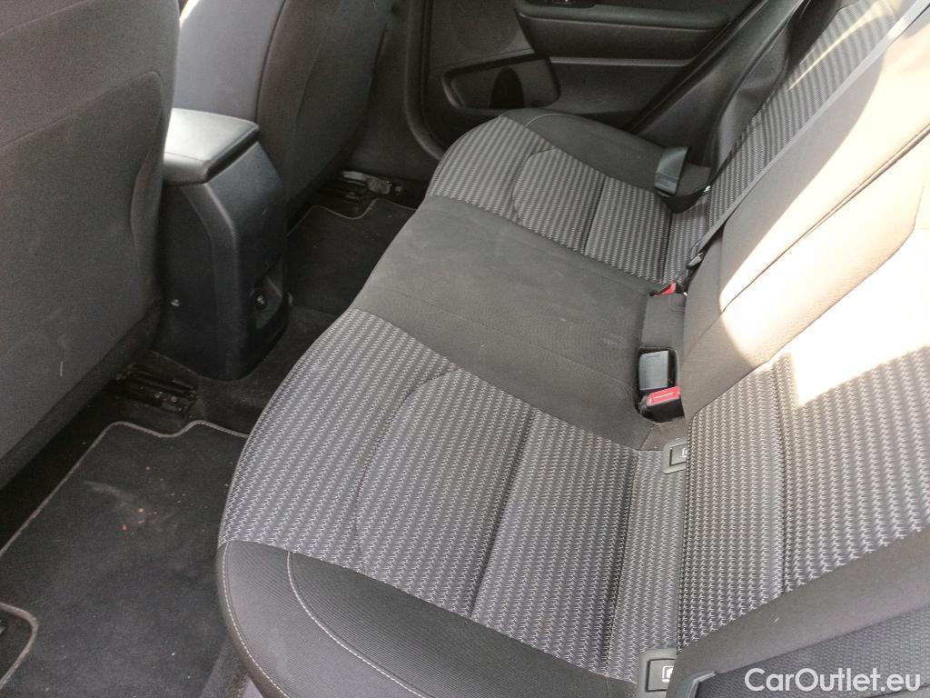  KIA  XCeed KIA  / 2022 / 5P / todoterreno 1.0 T-GDi Drive 88kW (120CV) #20