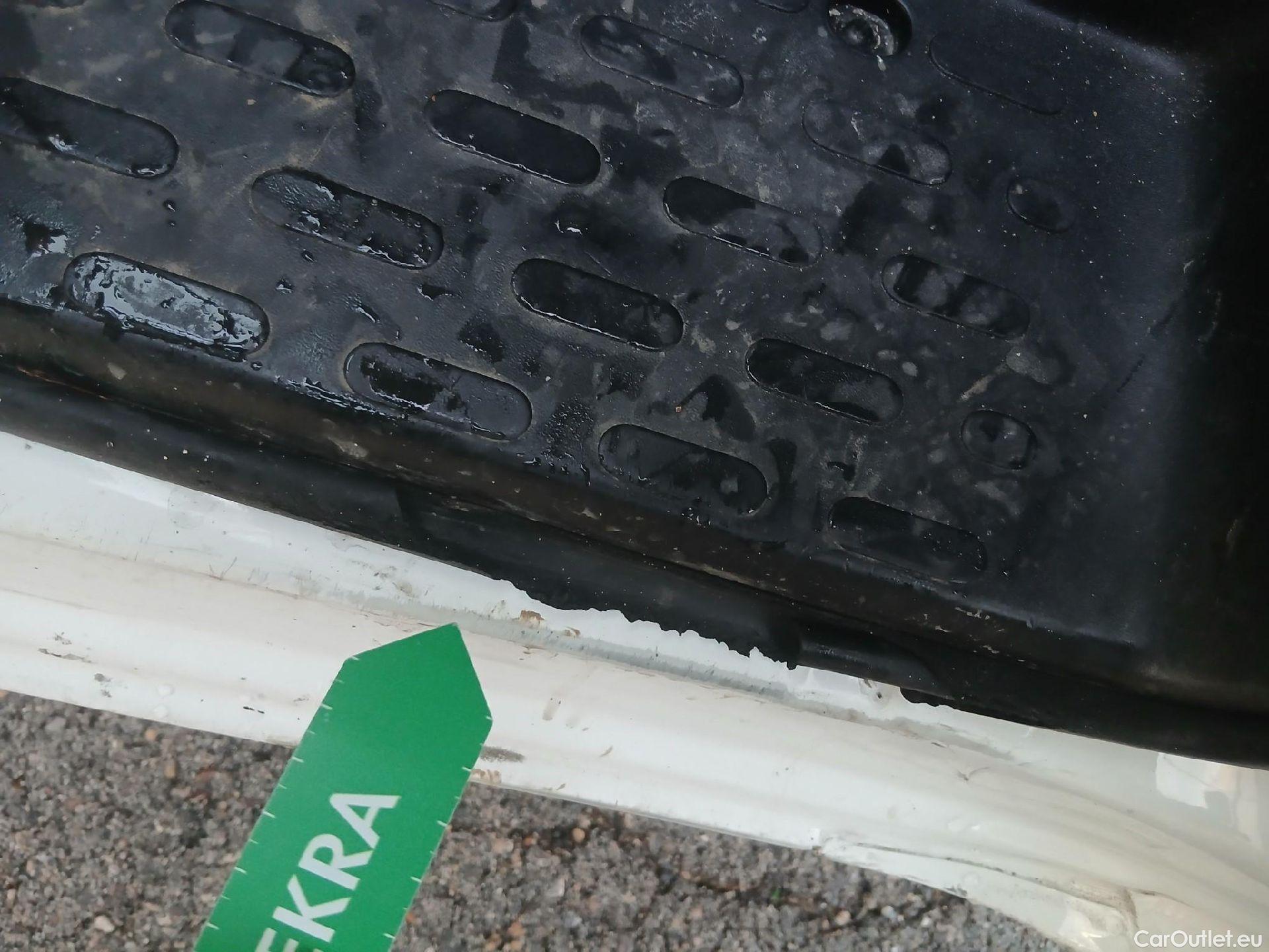  Peugeot  Boxer PEUGEOT  / 2014 / 4P / furgón 330 L1 H1 BHDI 88kW (120CV) S&S 6 Vel. M #4