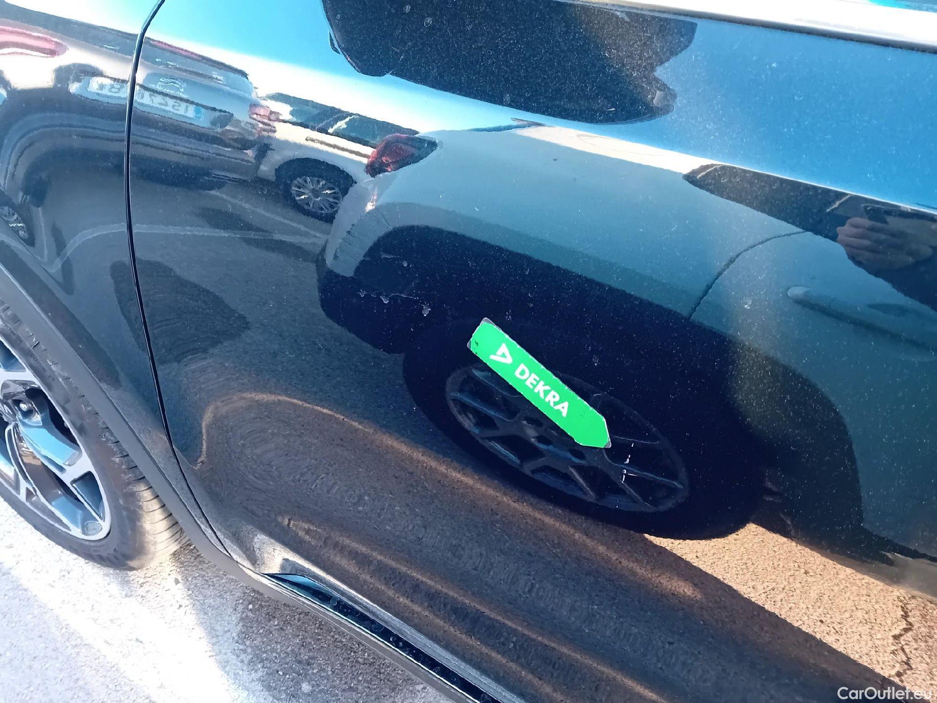  KIA  Sportage KIA  / 2018 / 5P / todoterreno 1.6 T-GDi GT Line Xtreme 130kW DCT 4x2 #3