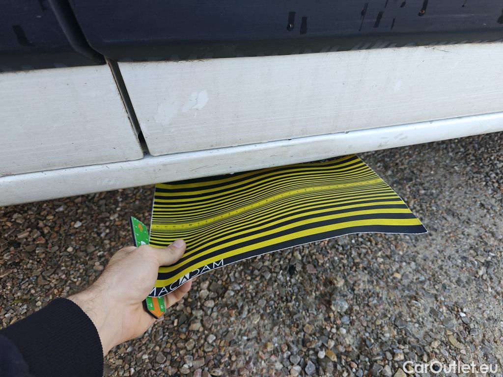  Peugeot  Partner PEUGEOT  / 2018 / 3P / furgón derivado de turismo Pro Standard 600kg BlueHDi 73kW (AC) #19