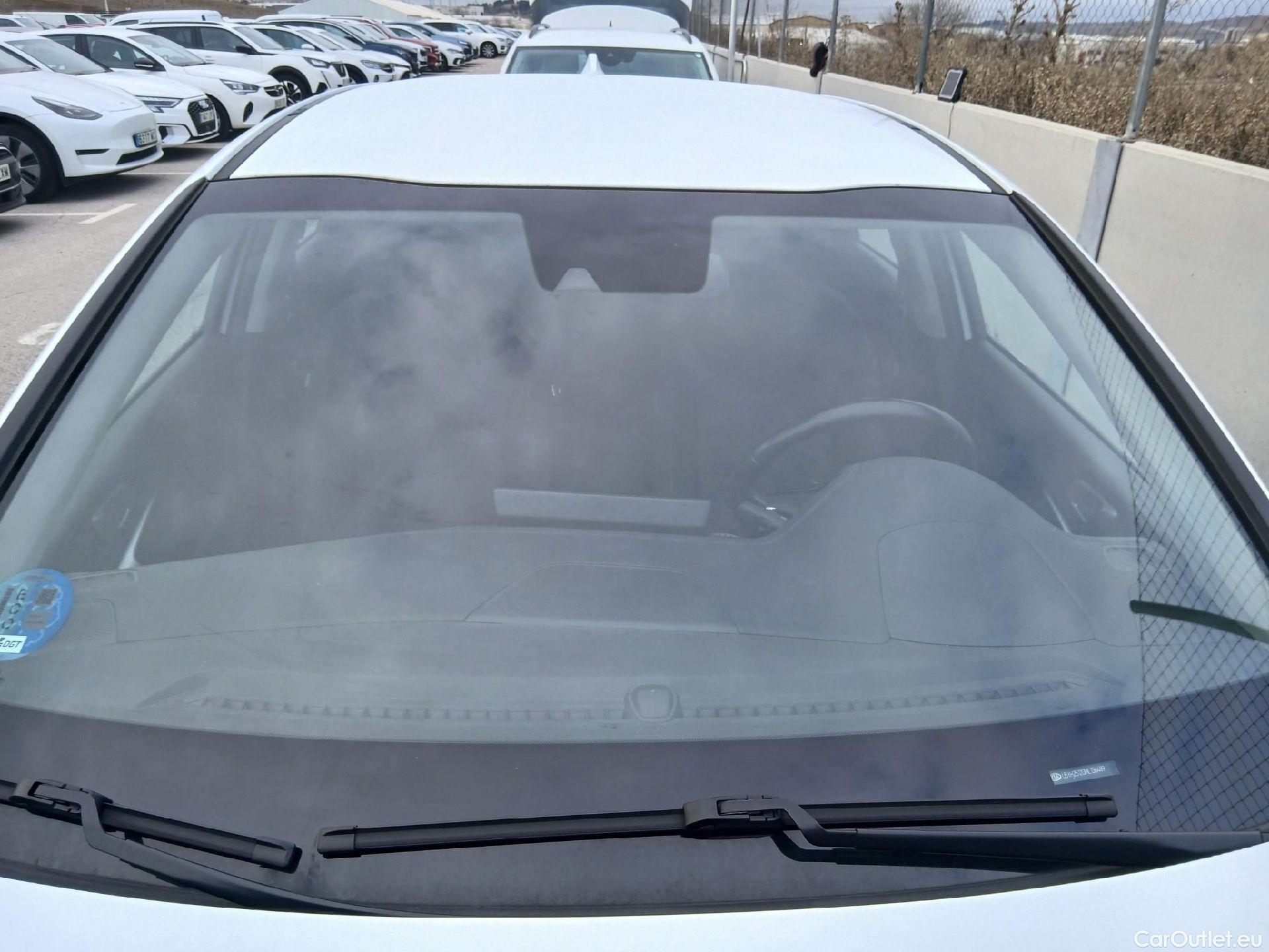  KIA  Cee'd KIA Ceed / 2021 / 5P / berlina con portón 1.0 MHEV 88kW (120CV) Drive DCT #3