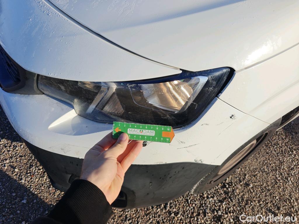  Peugeot  Partner PEUGEOT  / 2018 / 3P / furgón derivado de turismo Pro Standard 600kg BlueHDi 73kW (AC) #32