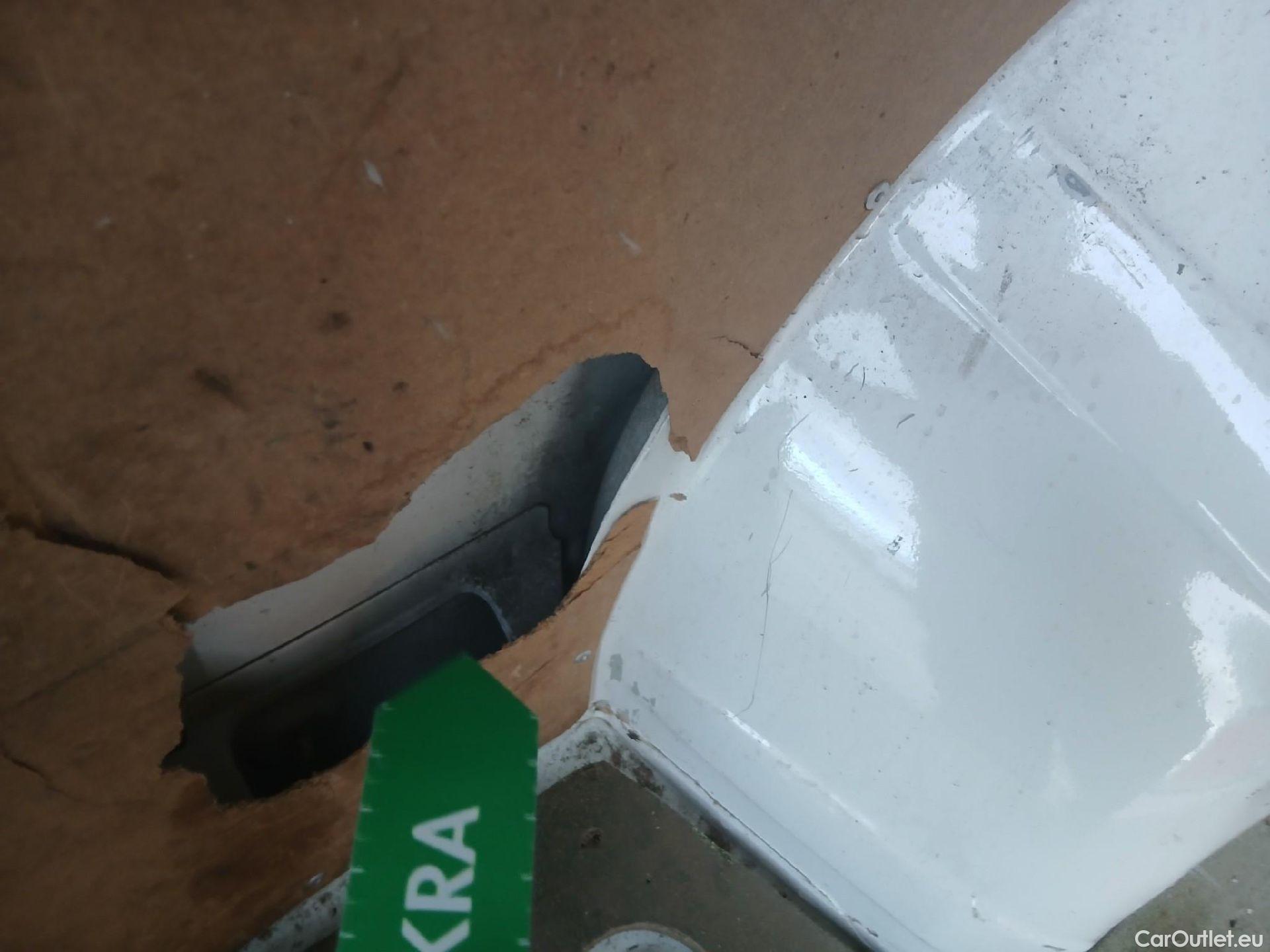  Peugeot  Boxer PEUGEOT  / 2014 / 4P / furgón 330 L1 H1 BHDI 88kW (120CV) S&S 6 Vel. M #8