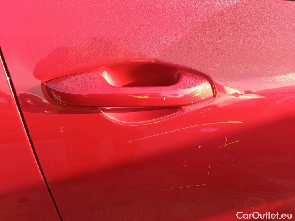  KIA  XCeed KIA  / 2022 / 5P / todoterreno 1.0 T-GDi Drive 88kW (120CV) #17