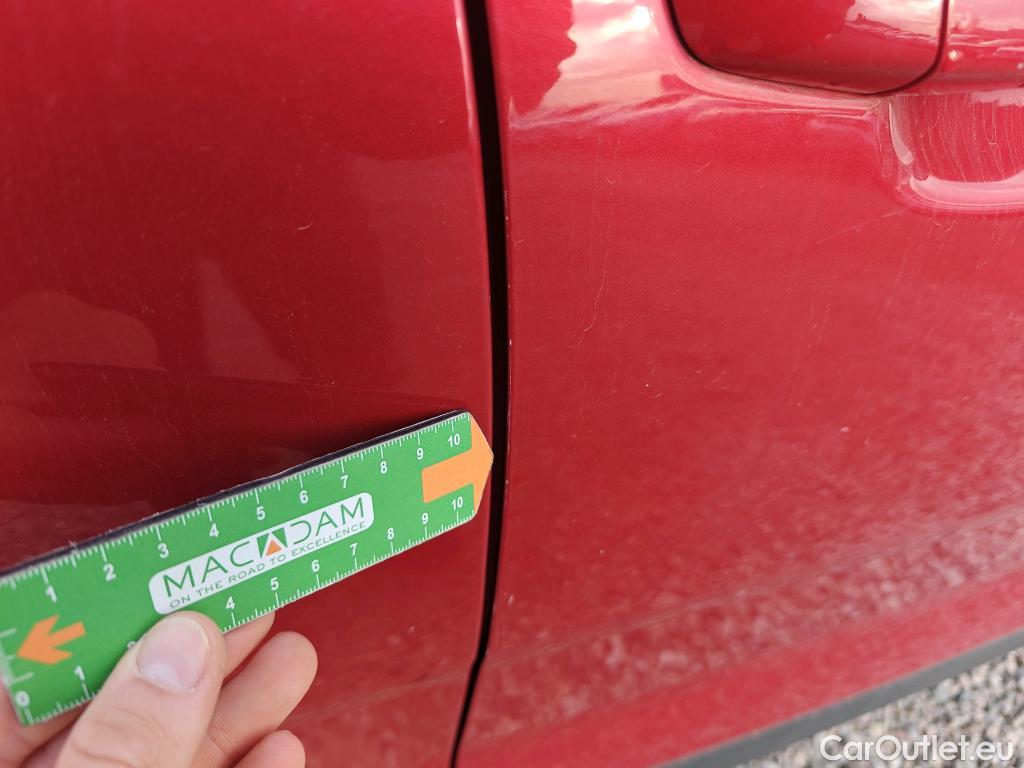  KIA  STONIC KIA  / 2017 / 5P / todoterreno 1.0 T-GDi 74kW (100CV) MHEV iMT Concept #14