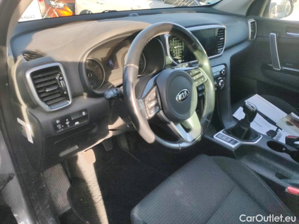  KIA  Sportage KIA  / 2018 / 5P / todoterreno 1.6 GDi 97kW (132CV) Black Edition 4x2(SP) #35