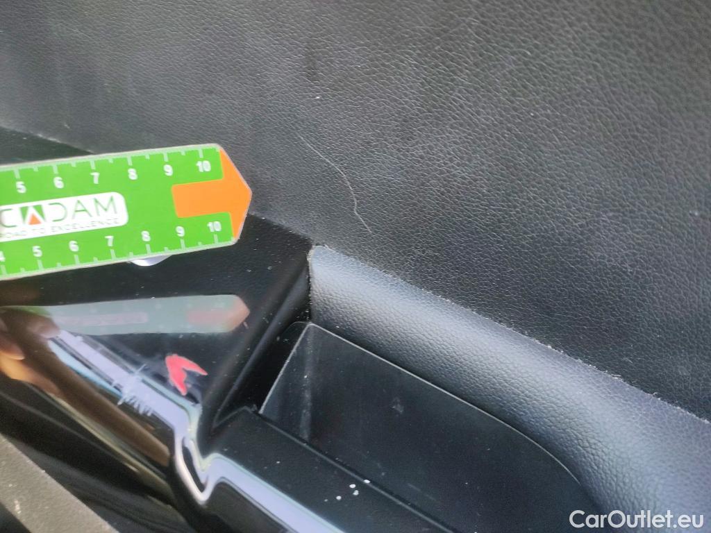  KIA  Sportage KIA  / 2018 / 5P / todoterreno 1.6 GDi 97kW (132CV) Black Edition 4x2(SP) #28