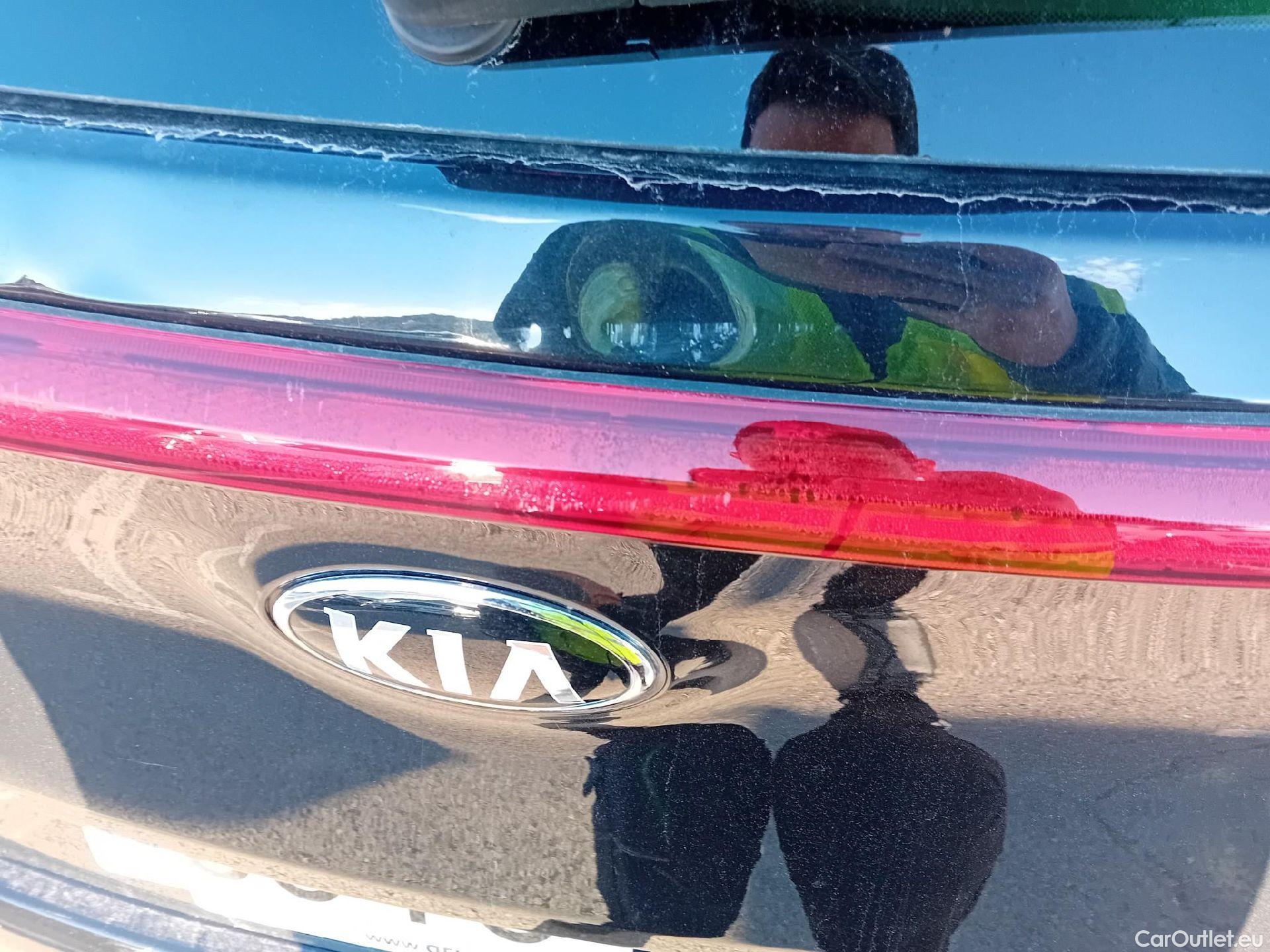 KIA  Sportage KIA  / 2018 / 5P / todoterreno 1.6 T-GDi GT Line Xtreme 130kW DCT 4x2 #10