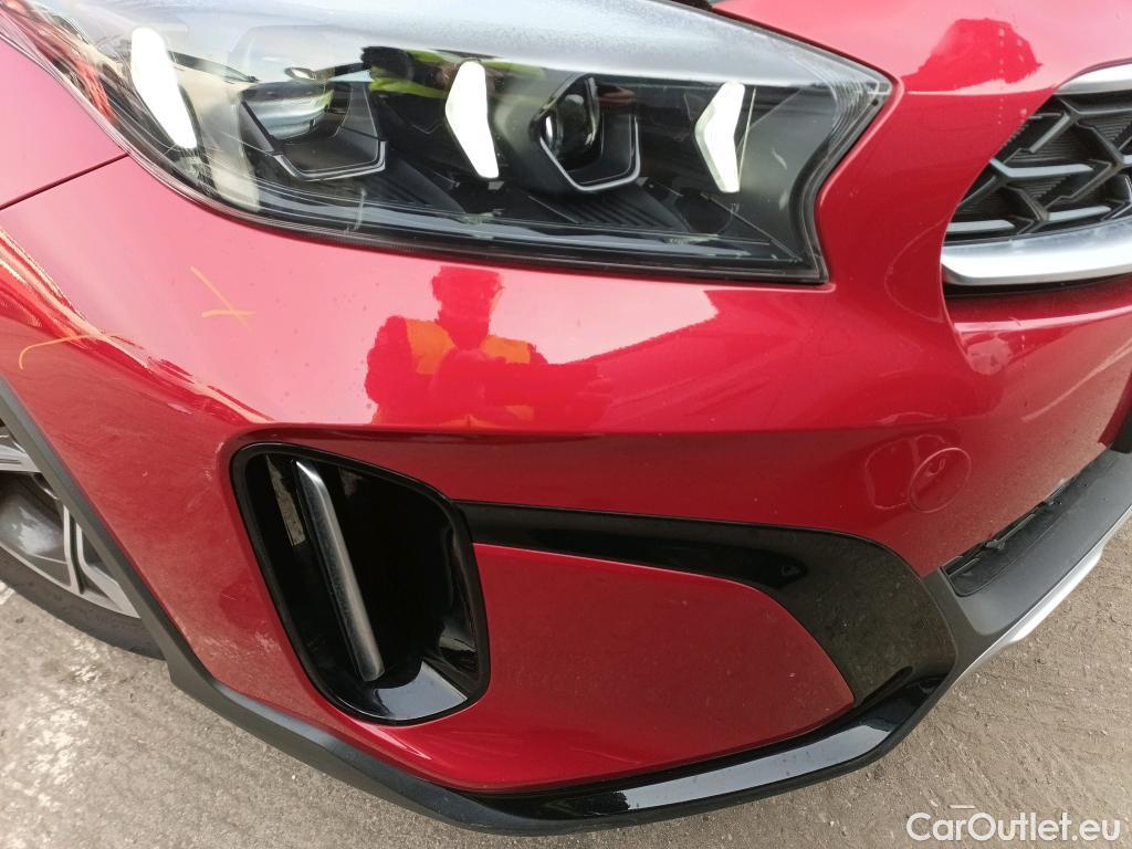  KIA  XCeed KIA  / 2022 / 5P / todoterreno 1.0 T-GDi Drive 88kW (120CV) #14