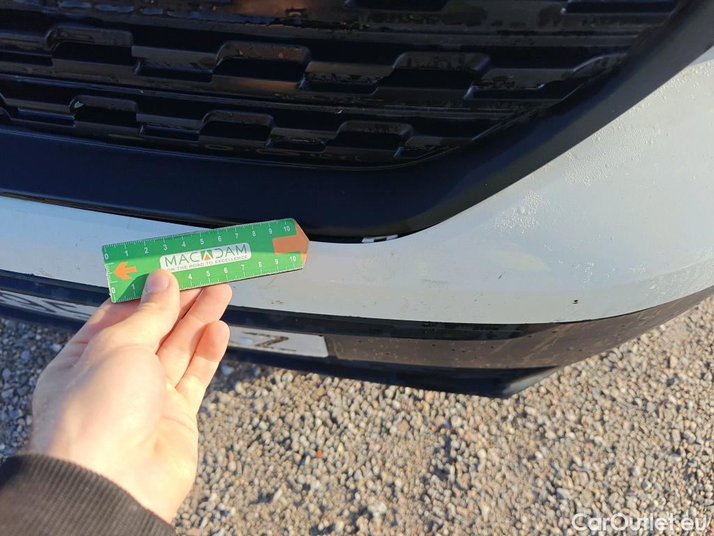  Peugeot  Partner PEUGEOT  / 2018 / 3P / furgón derivado de turismo Pro Standard 600kg BlueHDi 73kW (AC) #40