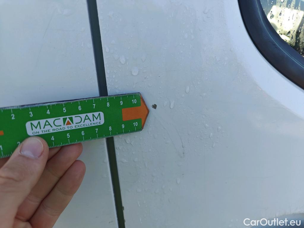  Peugeot  Partner PEUGEOT  / 2018 / 3P / furgón derivado de turismo Pro Standard 600kg BlueHDi 73kW (AC) #72