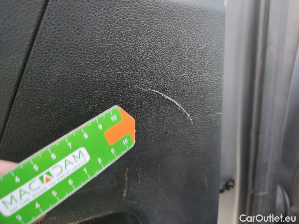  KIA  Sportage KIA  / 2018 / 5P / todoterreno 1.6 GDi 97kW (132CV) Black Edition 4x2(SP) #30