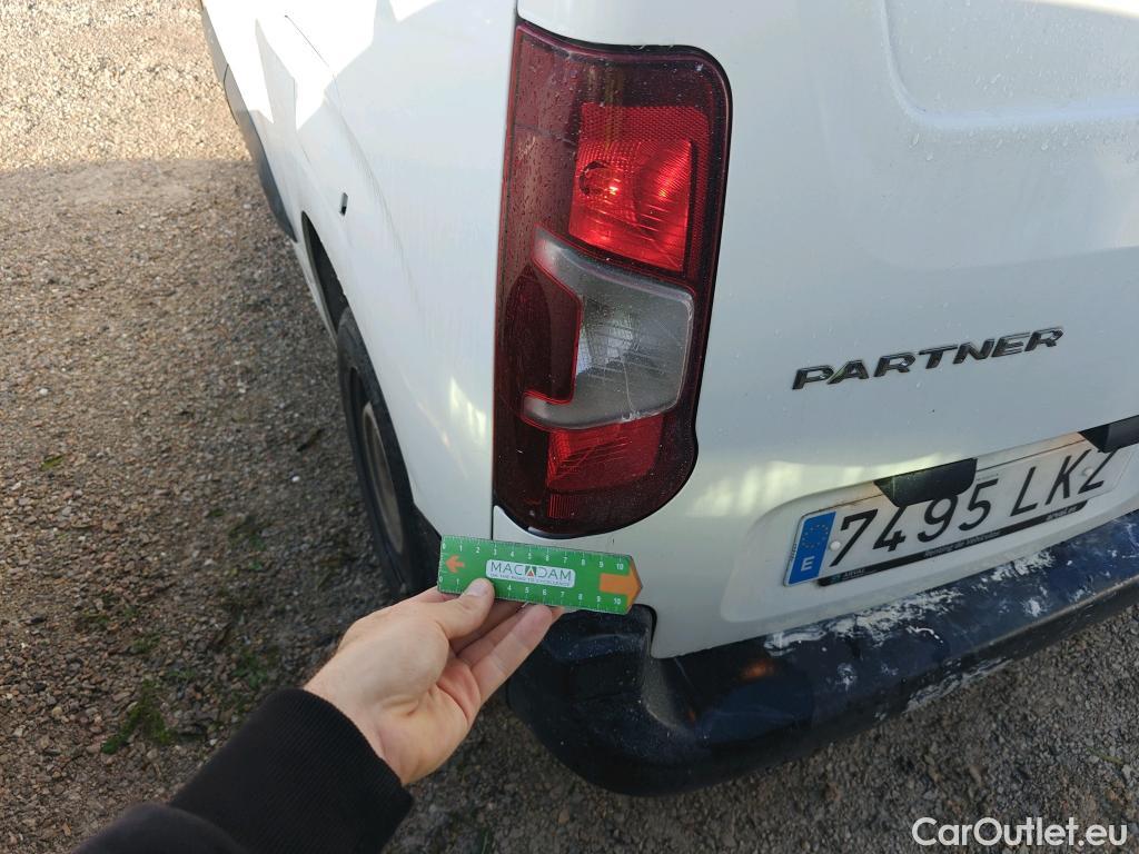  Peugeot  Partner PEUGEOT  / 2018 / 3P / furgón derivado de turismo Pro Standard 600kg BlueHDi 73kW (AC) #5