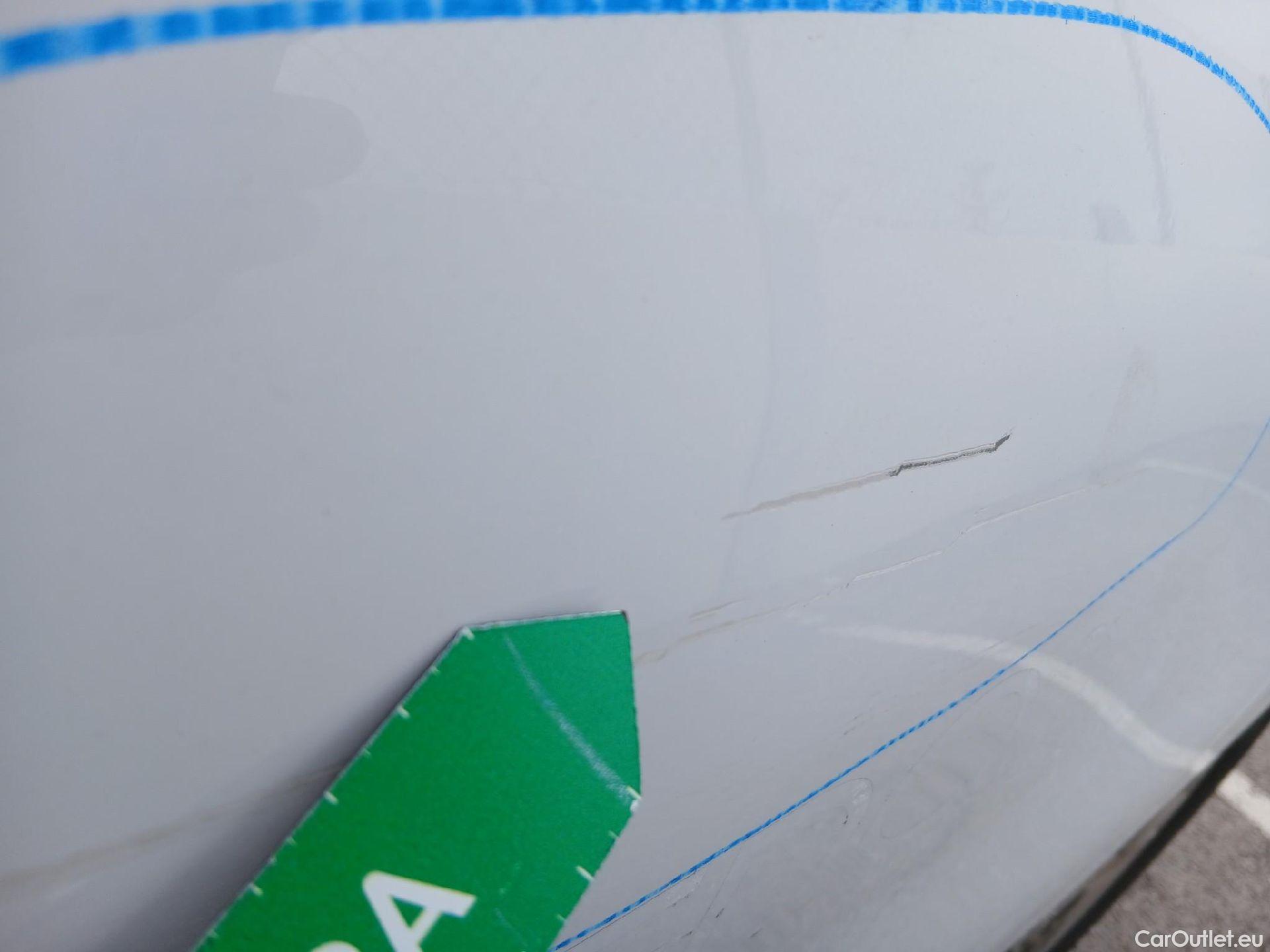  KIA  Cee'd KIA Ceed / 2021 / 5P / berlina con portón 1.0 MHEV 88kW (120CV) Drive DCT #13