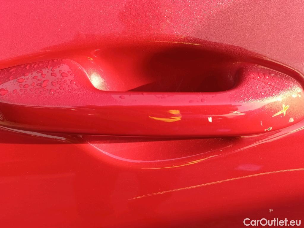  KIA  XCeed KIA  / 2022 / 5P / todoterreno 1.0 T-GDi Drive 88kW (120CV) #18